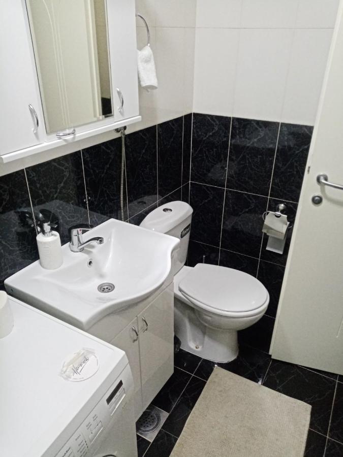 Apartman Romansa Apartment Vrnjačka Banja Екстериор снимка